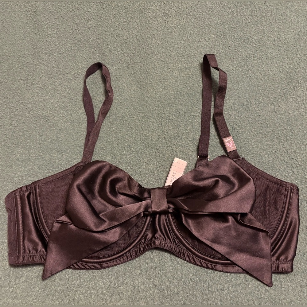 Victoria's Secret LUXE Bra